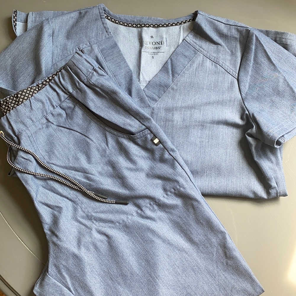 Beyond Scrubs Set
